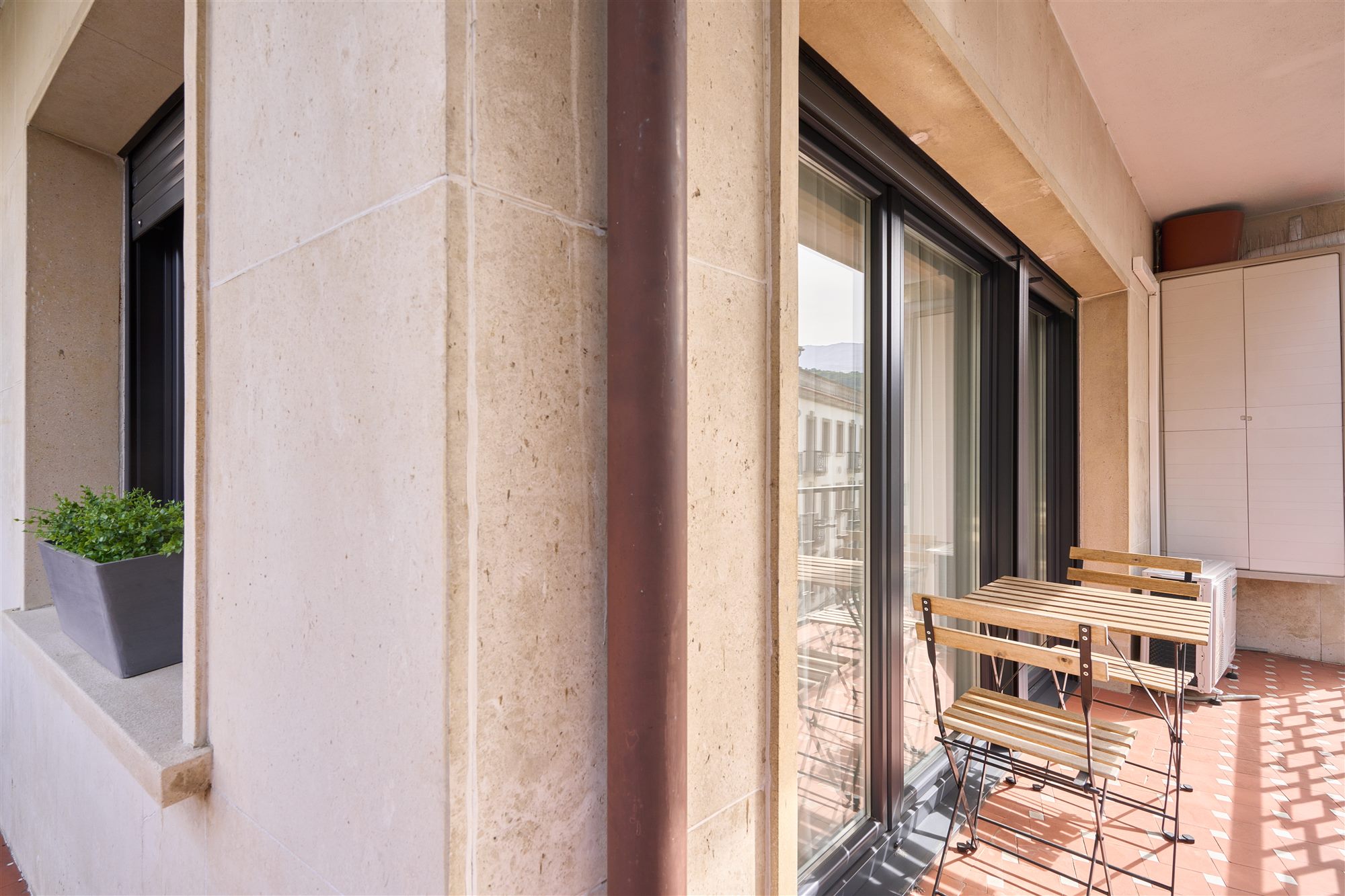 Terraza del apartamento con vistas a Béjar y la Sierra de Béjar-Francia